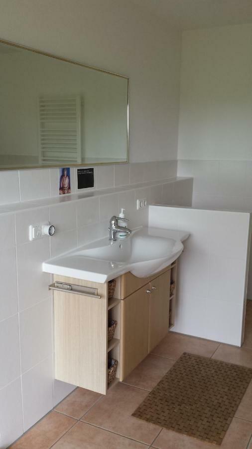 Gastezimmer Nahe Wesslinger Homestay